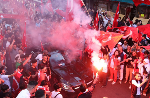 Cumhurbaşkanı Erdoğan'ın seçim başarısı Brüksel'de kutlandı