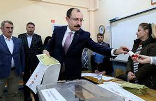 Ticaret Bakanı Muş, oyunu Samsun'da kullandı