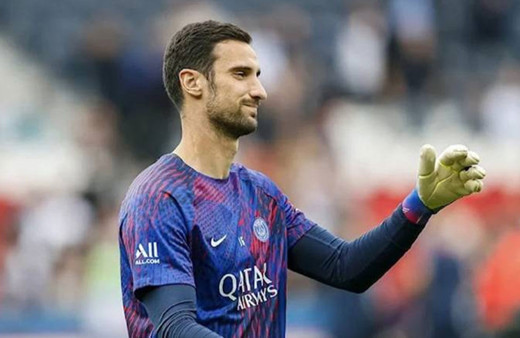 Attan düşen İspanyol kaleci Sergio Rico yoğun bakıma alındı