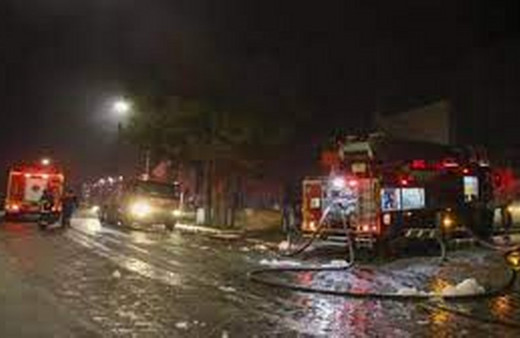 Uşak'ta tekstil fabrikasında çıkan yangın hasara neden oldu