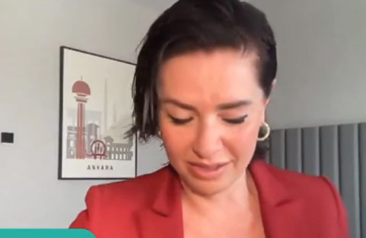 CHP genel merkezinde herkes ağladı Özlem Gürses'in gözleri doldu