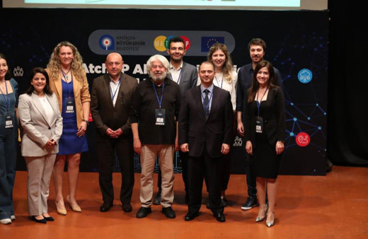 Antalya dijital şehir olma yolunda ilerliyor