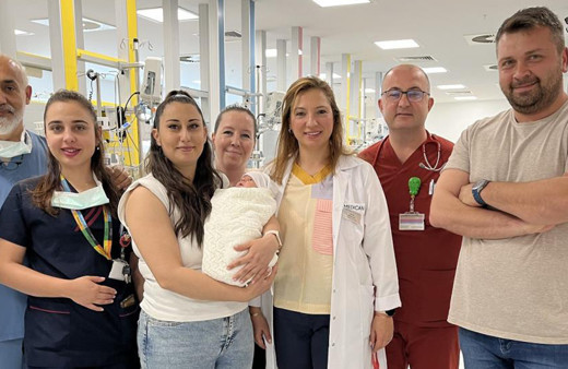 10 binde bir doğumda görülüyordu! Ameliyat oldu, Akça bebekten sevindiren haber