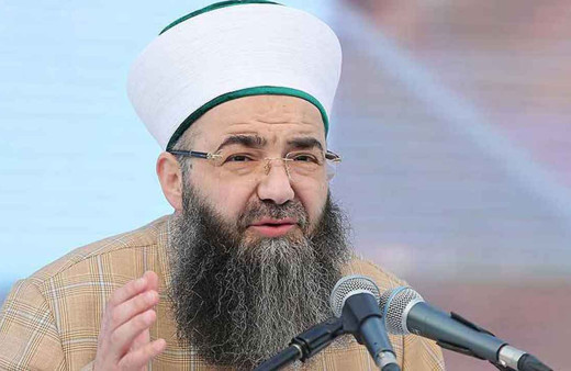 Cübbeli Ahmet Hoca erkek tokalaşmasına dikkat çekti! Olay sözler: "Cinsel meyil olabilir, şüphelendin çek elini"