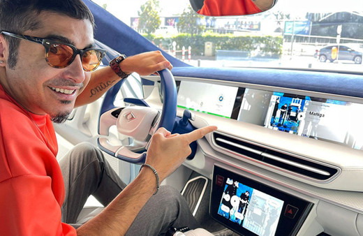 Manga solisti Togg pozunu eleştiren sanatçılara dava açtı