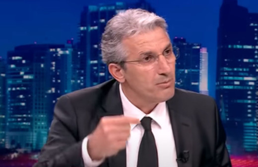 Nedim Şener'den Selahattin Demirtaş'a: Adama domates sattırırlar