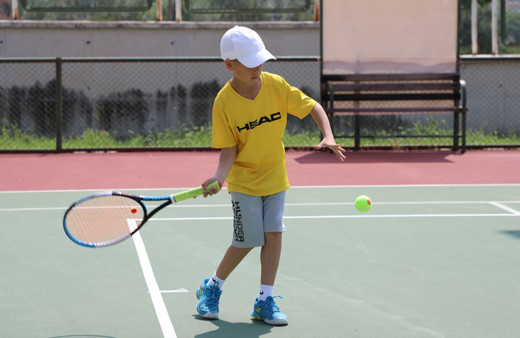 Okul Sporları Minikler ve Küçükler Türkiye Tenis Şampiyonası İzmir'de başladı