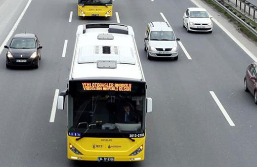 Koşarak otobüse yetişmek istedi! Sonu feci oldu