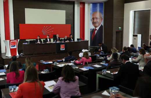 CHP'de kritik PM Toplantısı'ndan kurultay kararı çıktı! Ekrem İmamoğlu ile yeni görüşme...