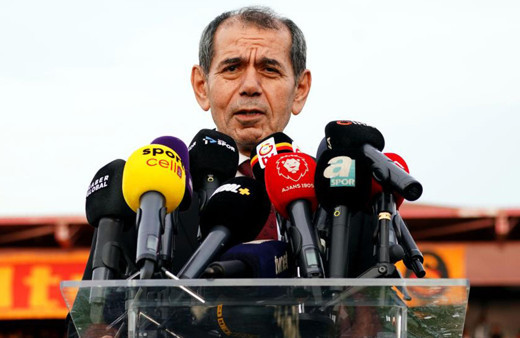 Dursun Özbek'ten derbi öncesi Ali Koç'a sürpriz davet! "Cevap bekliyoruz, şu ana kadar bana ulaşmadı"