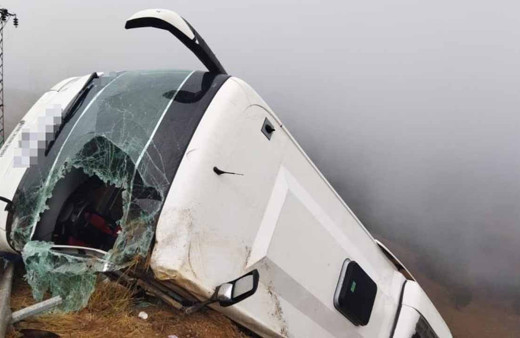 Mersin'de yolcu otobüsü uçuruma devrildi! Ölü ve yaralılar var