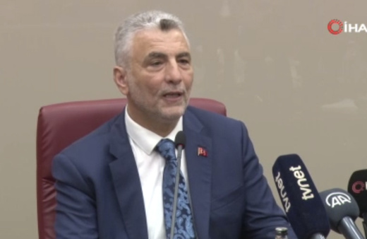 Ticaret Bakanlığı'nda devir teslim! Bakan Ömer Bolat'tan ilk sözler: "Tamamen kaldırmaya odaklanacağız"