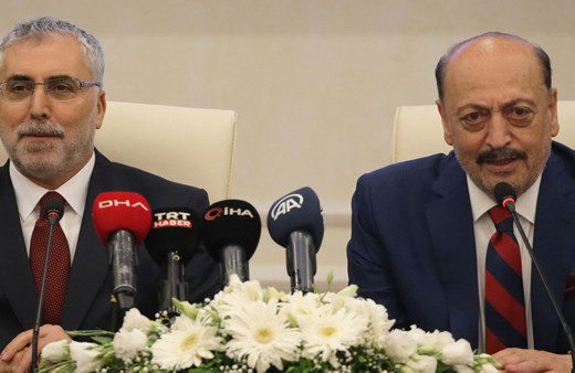 Çalışma ve Sosyal Güvenlik Bakanlığı’nda devir teslim töreni