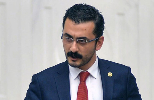CHP MYK'ya giren Erem Erdem gündem oldu 'namusum ve şerefim üzerine söz veriyorum' demişti