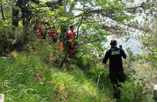 Uludağ'ın yamaçlarında kaybolan kişi 7 gündür aranıyor