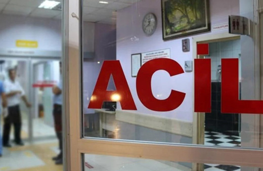 Uşak’ta gıda zehirlenmesi: 19'u çocuk 24 kişi hastanelik oldu! Bakanlık açıklama yaptı