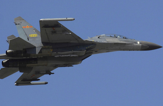 37 Çin savaş uçağı Tayvan hava savunma sahasına girdi