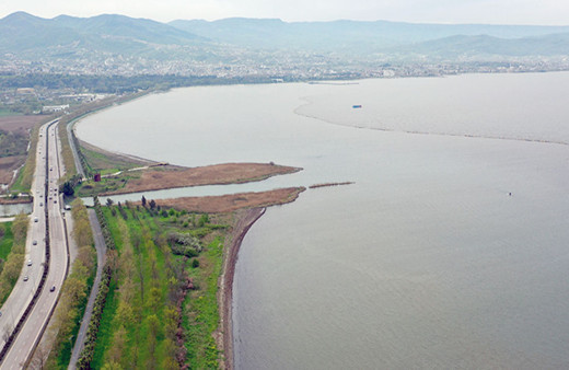 İzmit Körfezi'ni kirlettiği belirlendi! O gemiye para cezası uygulanacak!