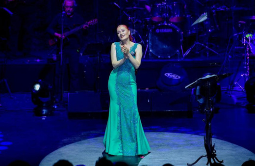 Candan Erçetin yaz konserlerine Bursa'dan başladı