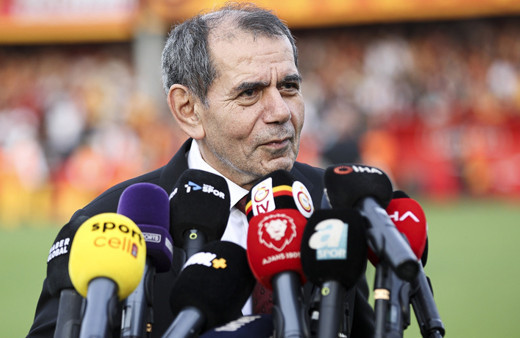 Galatasaray'da tarihi değişiklik oy çokluğuyla kabul edildi! 2 yıla indirildi