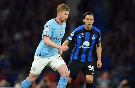 Manchester City'de şok! Karşılaşmaya devam edemedi