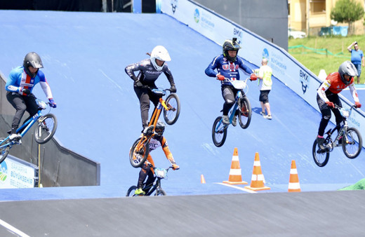 2023 BMX Avrupa Kupası'nın 10. etap yarışları Sakarya'da yapıldı