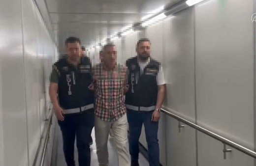 'Sarallar'ın lideri Alaattin İlyas Saral havalimanında yakalandı