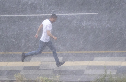 Sağanak vuracak: 26 şehirde alarm! Meteoroloji uzmanı "2 günlük yaz mevsimi geliyor!" deyip o tarihleri açıkladı