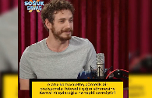 Oyuncu Cem Yiğit Üzümoğlu’ndan Kemal Kılıçdaroğlu şakası! Alaturka tuvalette çömelik pozisyonda