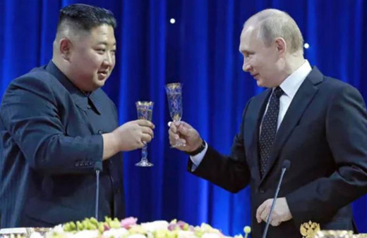 Kuzey Kore Rusya'ya yanaşıyor! Kim Jong-un Putin'e mesaj yolladı!