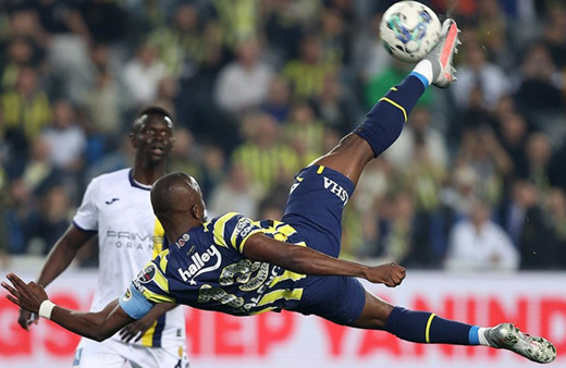 Liste açıklandı: Süper Lig'in en verimli golcüsü Valencia!