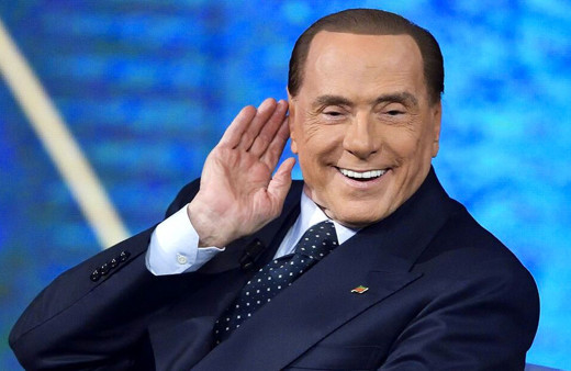 İtalya, Berlusconi için ulusal yas ilan edilmesini tartışıyor