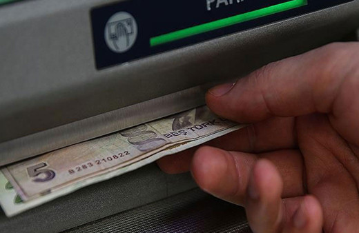 Emekli maaşı ve emekli bayram ikramiyesi hesaplara yatıyor! SGK ödeme takvimini açıkladı