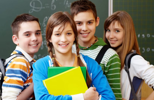 Çocukların karneleri kötü olsa bile tatilin bir kısmında dinlenmeliler