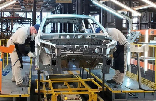 Rusya'da işçi sıkıntısı! Rus otomotiv üreticisi mahkumları çalıştırmak istiyor!