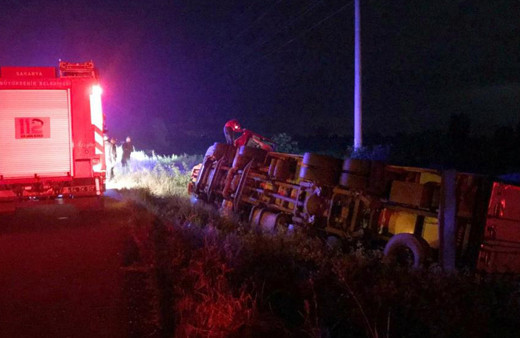 Direksiyon başında kalp krizi geçirdi: 112’yi aradığı esnada aracıyla şarampole devrildi