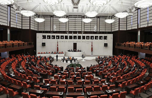 TBMM Başkanlık Divanı üyelikleri için yapılan seçime ilişkin karar Resmi Gazete'de yer aldı