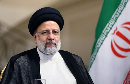 İran Cumhurbaşkanı Reisi, Raul Castro ile bir araya geldi