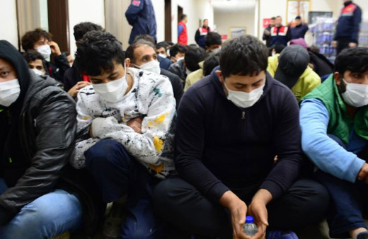 Kocaeli’de 32 düzensiz göçmen sınır dışı edildi