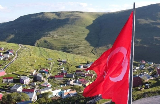 Ardahan'da Atatürk'ün silueti görülmeye başlandı