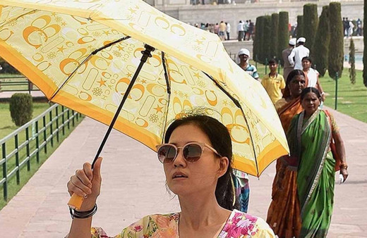 Hindistan'da aşırı sıcaklar nedeniyle onlarca kişi hayatını kaybetti