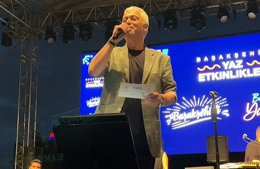 Cengiz Kurtoğlu ve Alişan İstanbul Başakşehir'de konser verdi