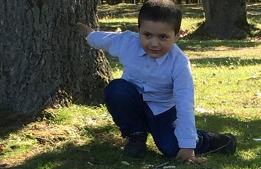 İstanbul'da bir çocuk Örümcek Adam'a özenip 5. kattan atladı!