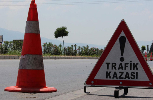 Kütahya'daki trafik kazasında yaralanan 3 kişiden 1'i hastanede öldü