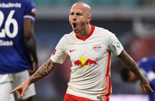 Galatasaray yıldız sol bek için kolları sıvadı! Alman devine resmi teklif yapıldı...