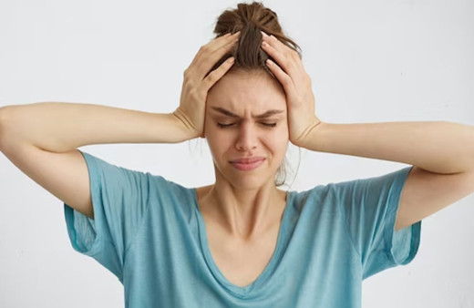 Ani başlayan şiddetli baş ağrısı ya da baş dönmesi felç sebebi olabilir!