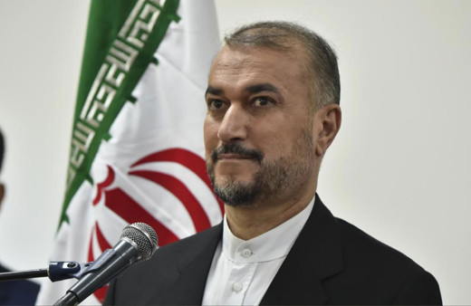 İran Dışişleri Bakanı, Umman'da Husilerlerle "Yemen'i" görüştü