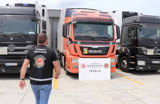 İpsala gümrüğünde parçalara ayrılarak satılması planlanan 3 tır ele geçirildi