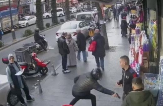 İstanbul’da silahlı saldırı kamerada! Yanlış adamı vurup kaçtı: Her şeyi böyle itiraf etti!