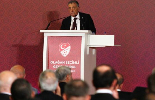 Beşiktaş Başkanı Ahmet Nur Çebi, TFF Genel Kurulu'nda konuştu